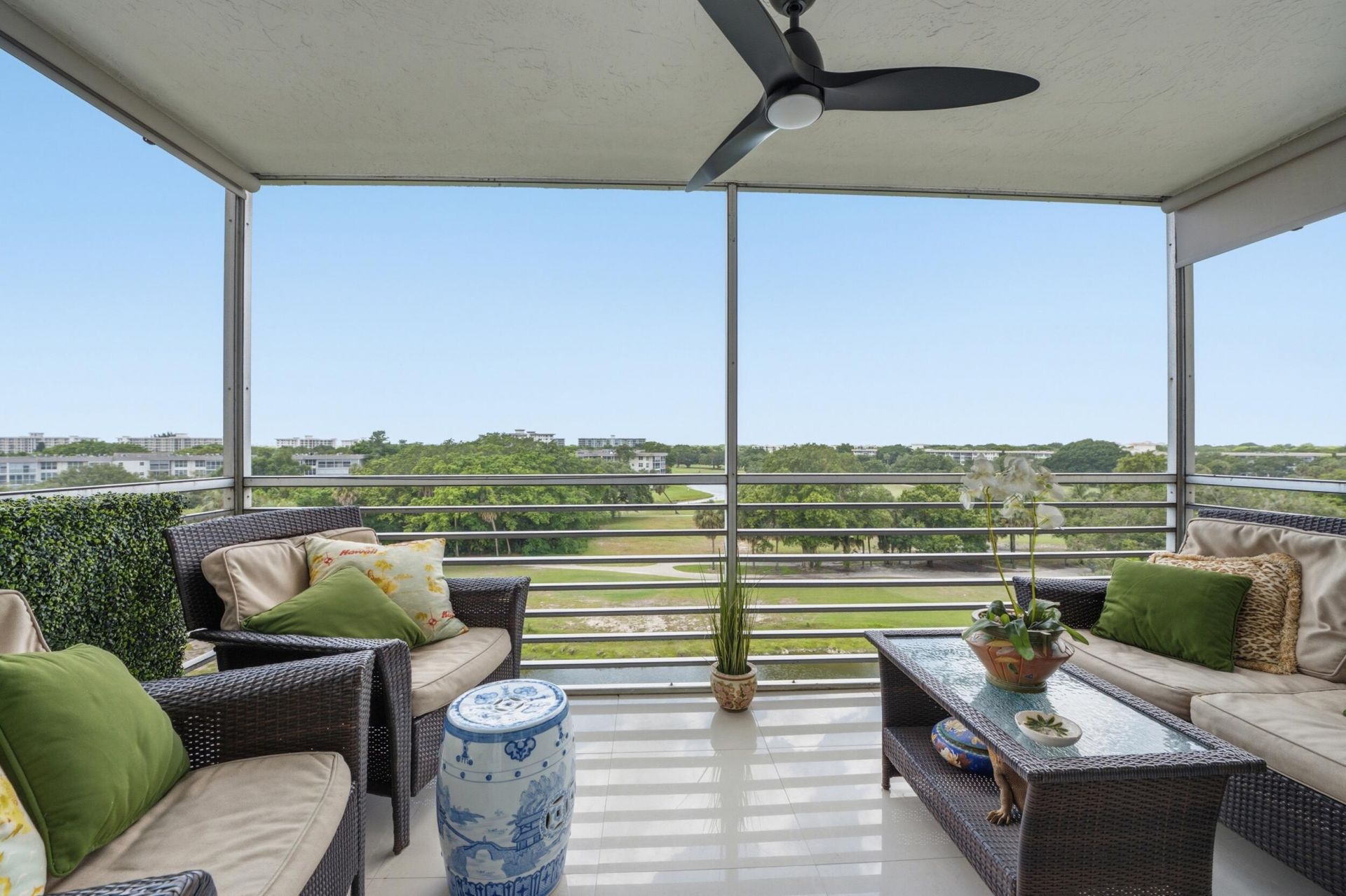 3510 Oaks Way, Unit 703, Pompano Beach, FL 33069 Photo