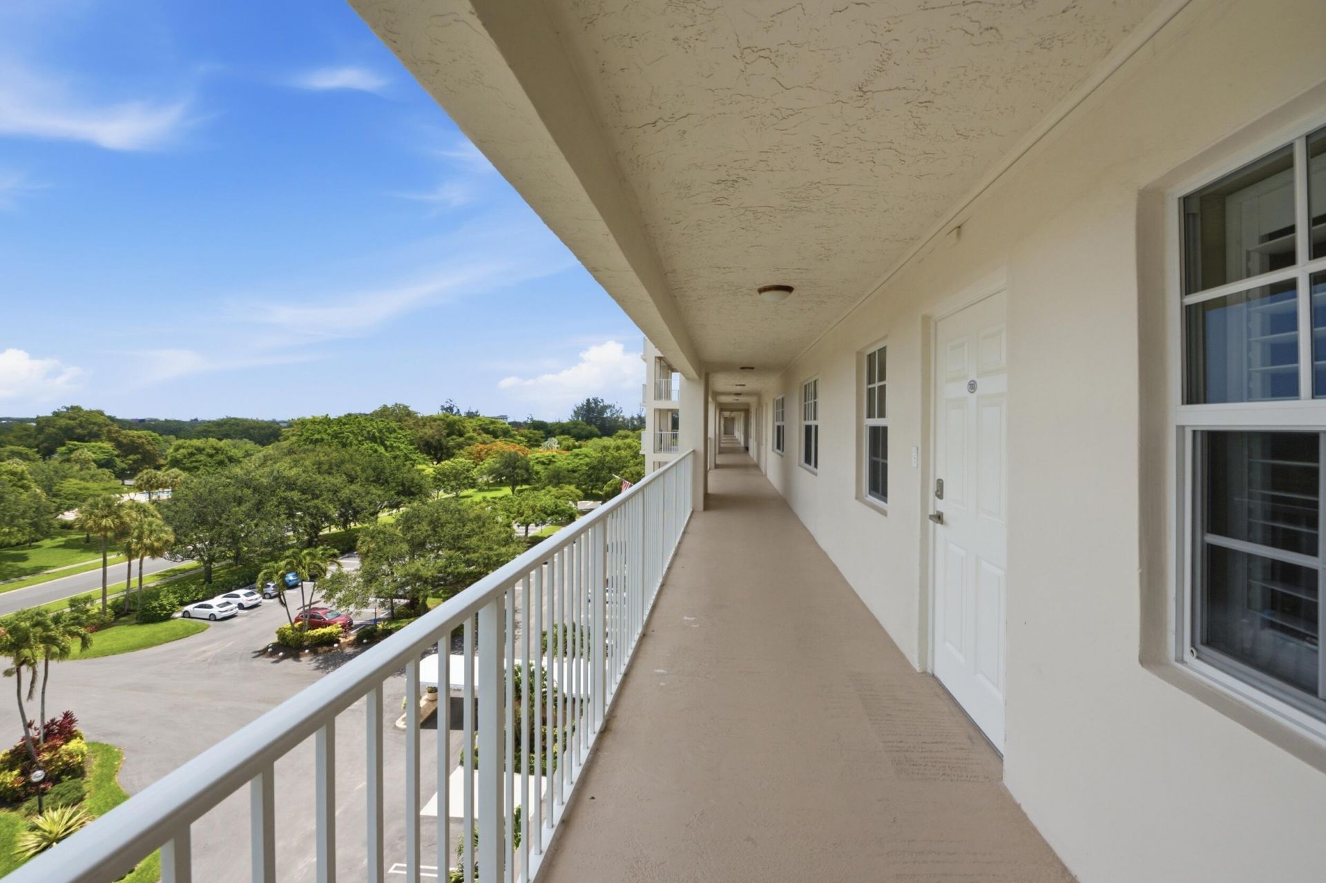 3510 Oaks Way, Unit 703, Pompano Beach, FL 33069 Photo