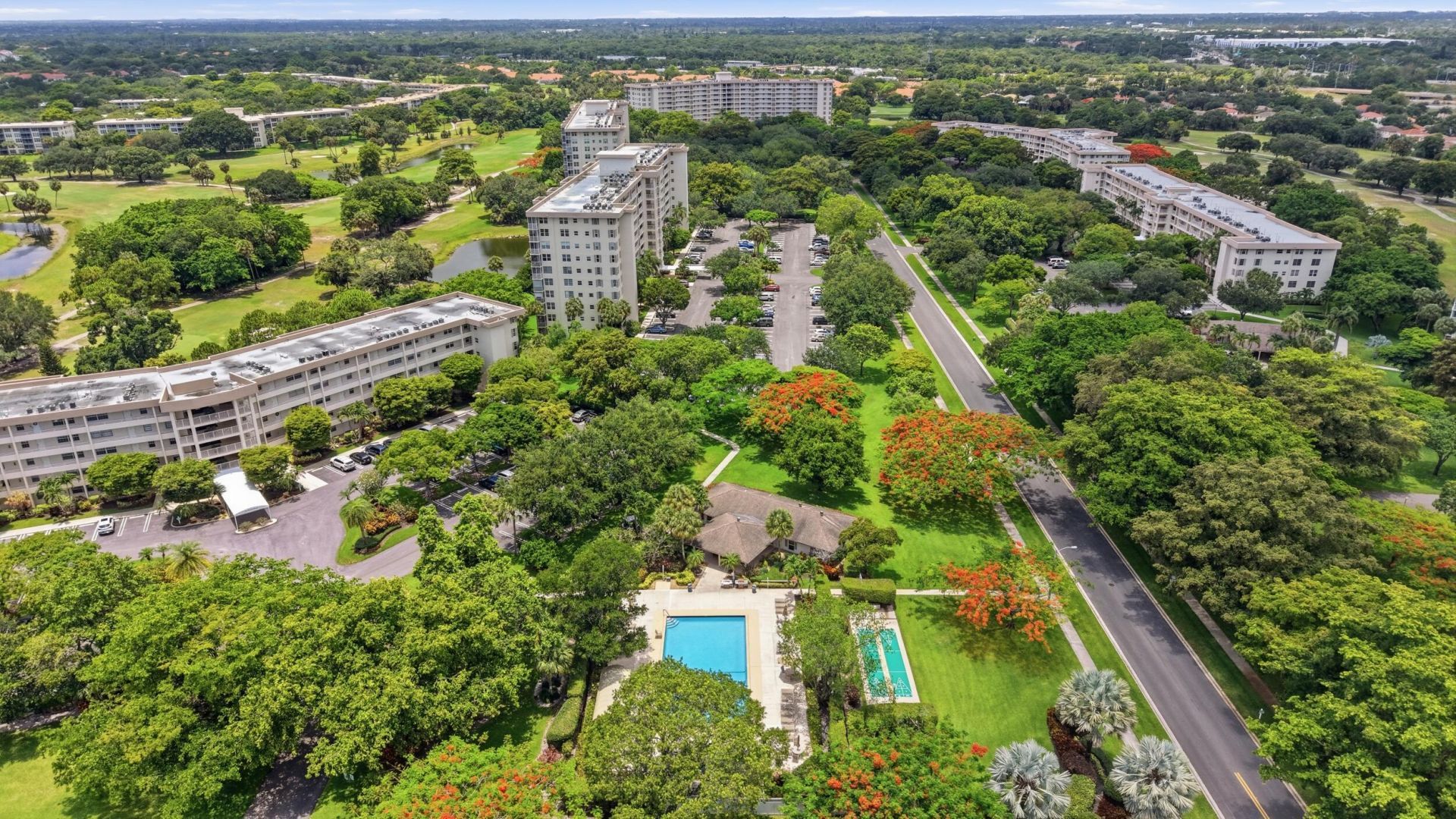 3510 Oaks Way, Unit 703, Pompano Beach, FL 33069 Photo