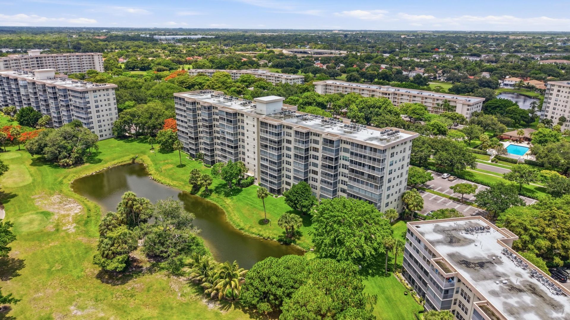 3510 Oaks Way, Unit 703, Pompano Beach, FL 33069 Photo
