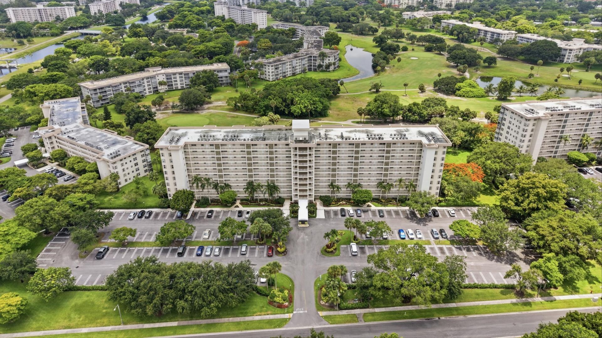 3510 Oaks Way, Unit 703, Pompano Beach, FL 33069 Photo