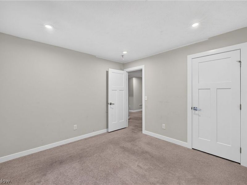 5454 Schueller Boulevard, Sheffield Lake, OH 44054 Photo 36