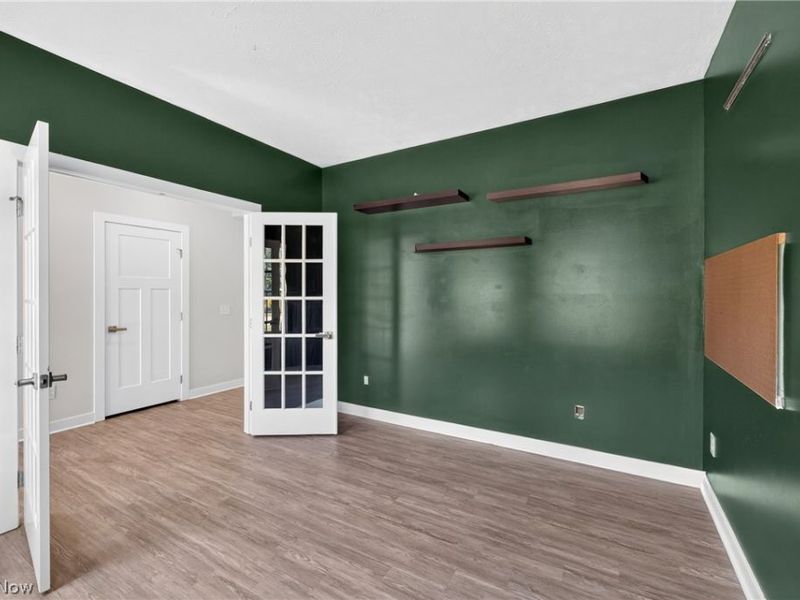 5454 Schueller Boulevard, Sheffield Lake, OH 44054 Photo 6