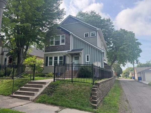 2222 Scheffer Avenue , Saint Paul, MN 55116