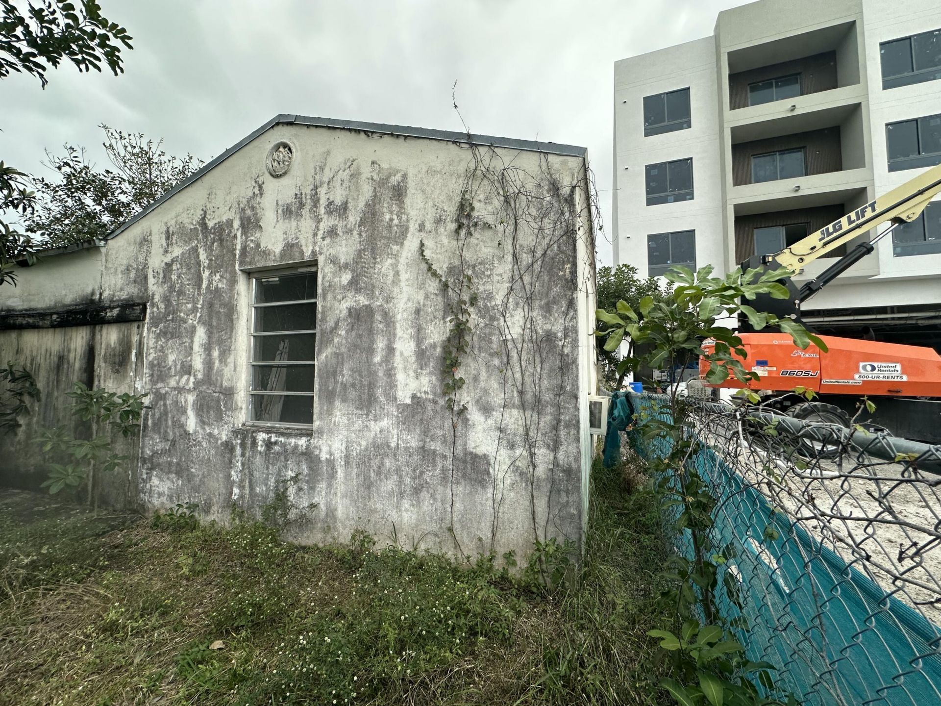 223 SE 4th Street, Unit 1-2, Hallandale Beach, FL 33009 Photo