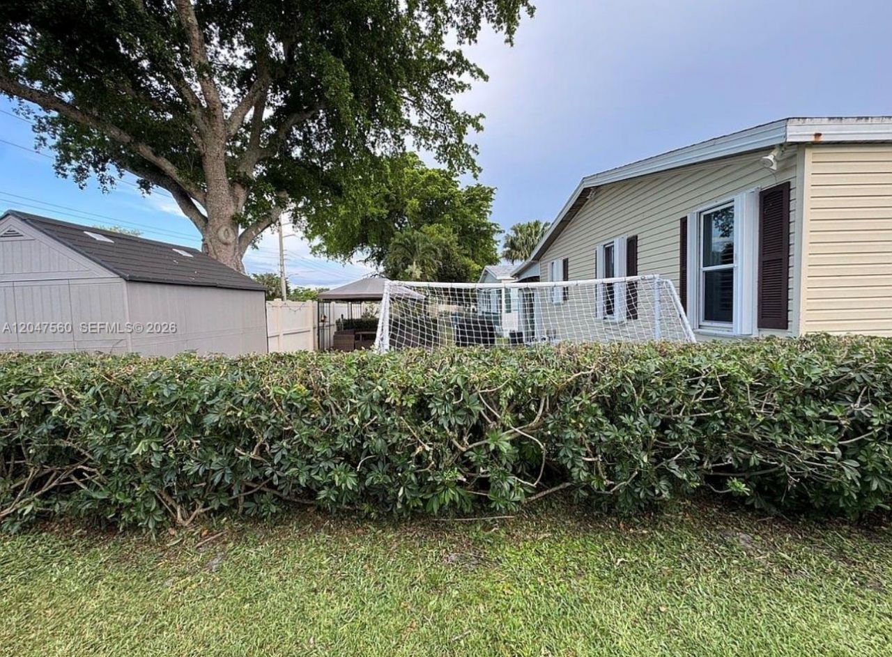1196 SW 112th Way , Davie, FL 33325 Photo