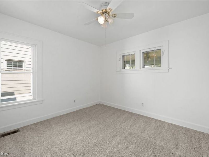 5601 Archmere Avenue, Cleveland, OH 44144 Photo 16