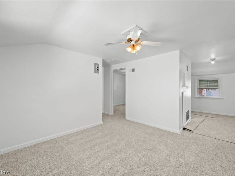 5601 Archmere Avenue, Cleveland, OH 44144 Photo 22