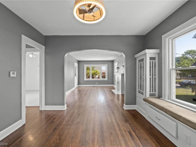 5601 Archmere Avenue, Cleveland, OH 44144 Photo 9