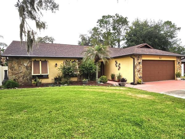 812 SANDALWOOD DRIVE , PLANT CITY, FL 33563