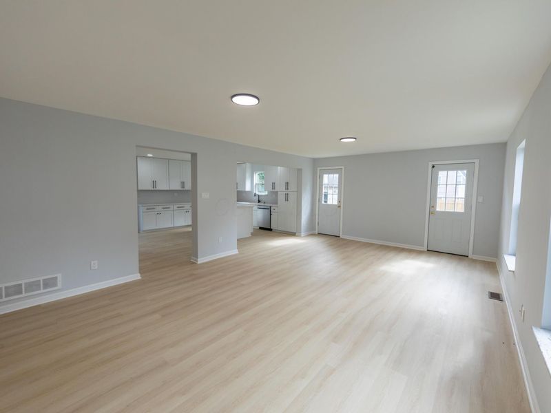 512 N Warren Avenue, Columbus, OH 43204 Photo 10