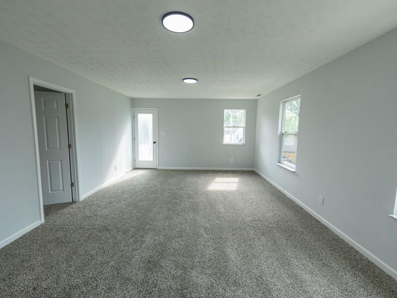 512 N Warren Avenue, Columbus, OH 43204 Photo 19