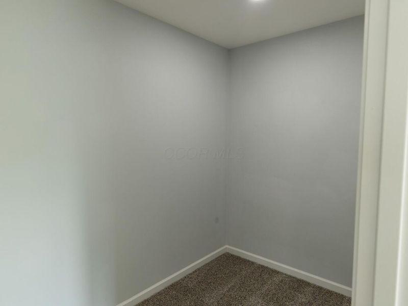 512 N Warren Avenue, Columbus, OH 43204 Photo 26