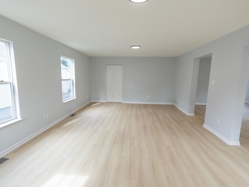 512 N Warren Avenue, Columbus, OH 43204 Photo 7