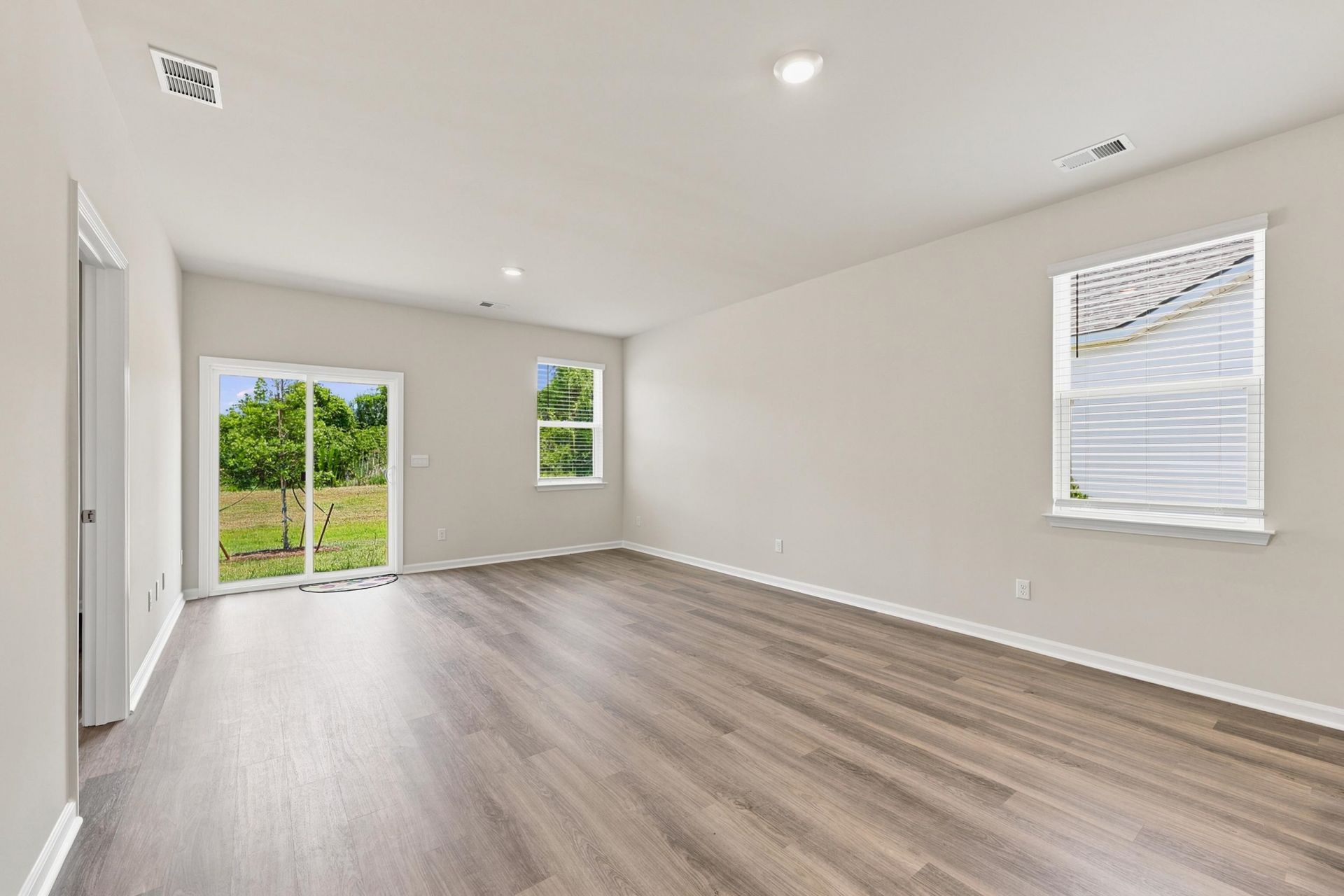 284 Long Beard Way Photo 15