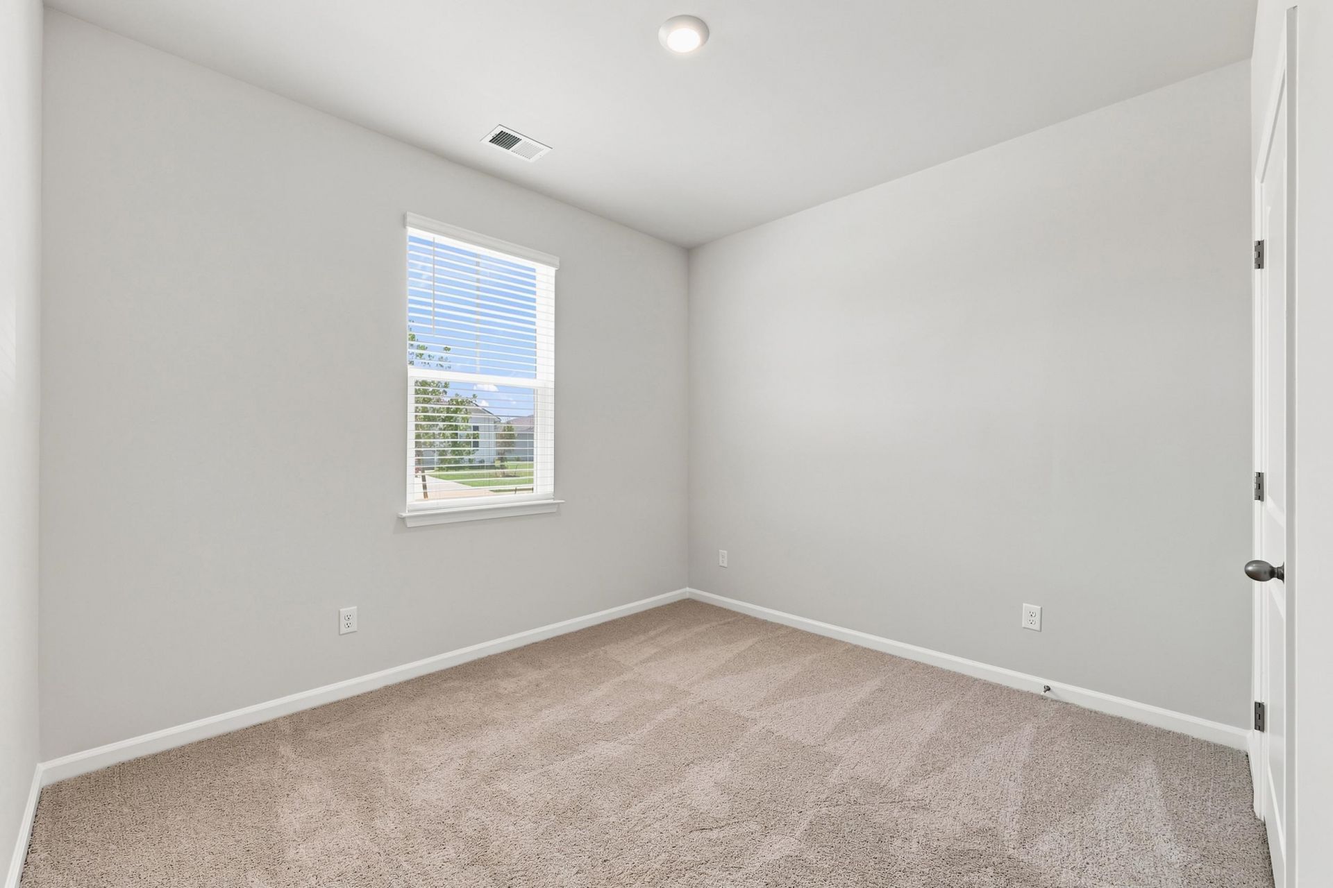 284 Long Beard Way Photo 17