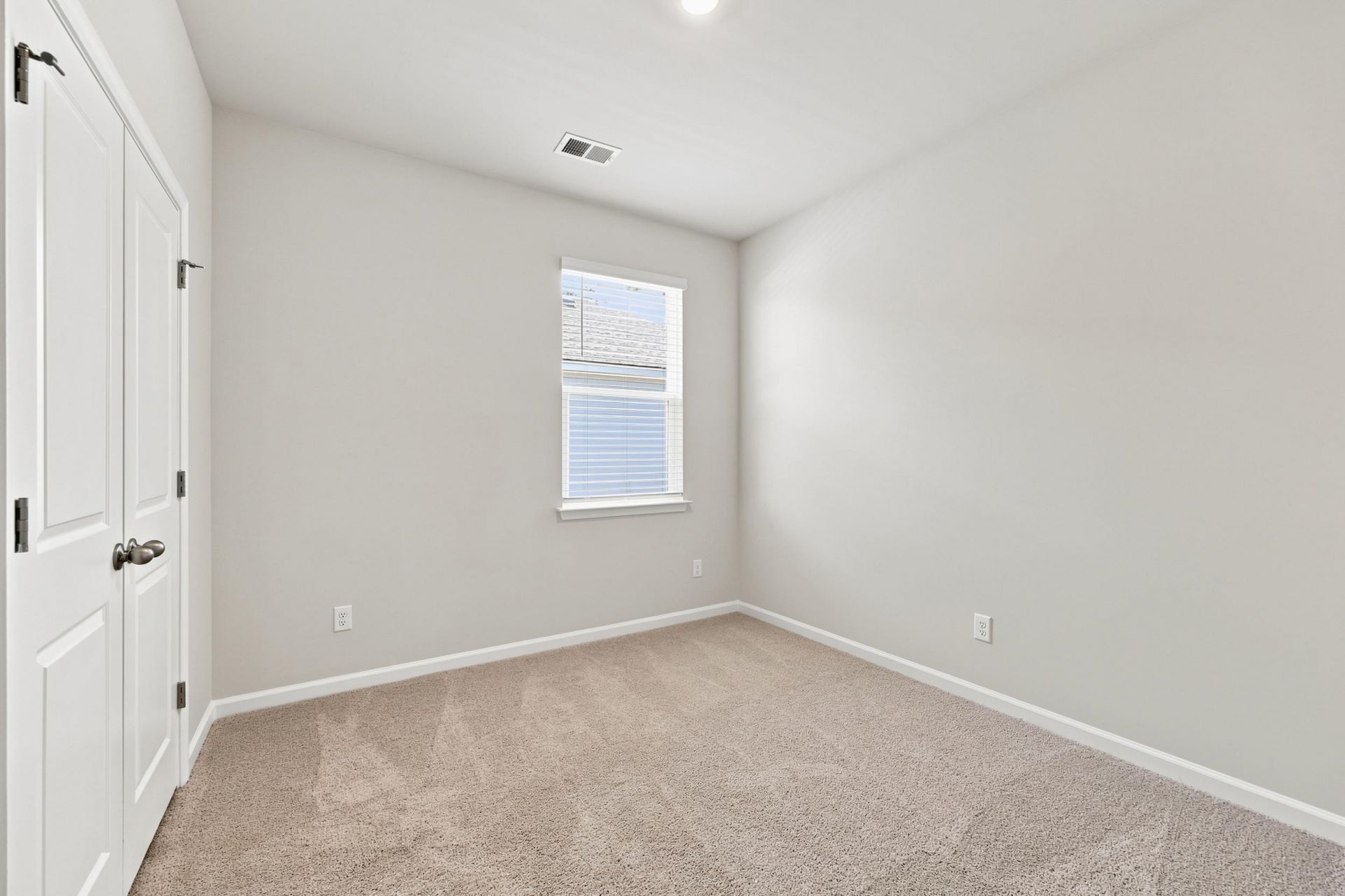 284 Long Beard Way Photo 20
