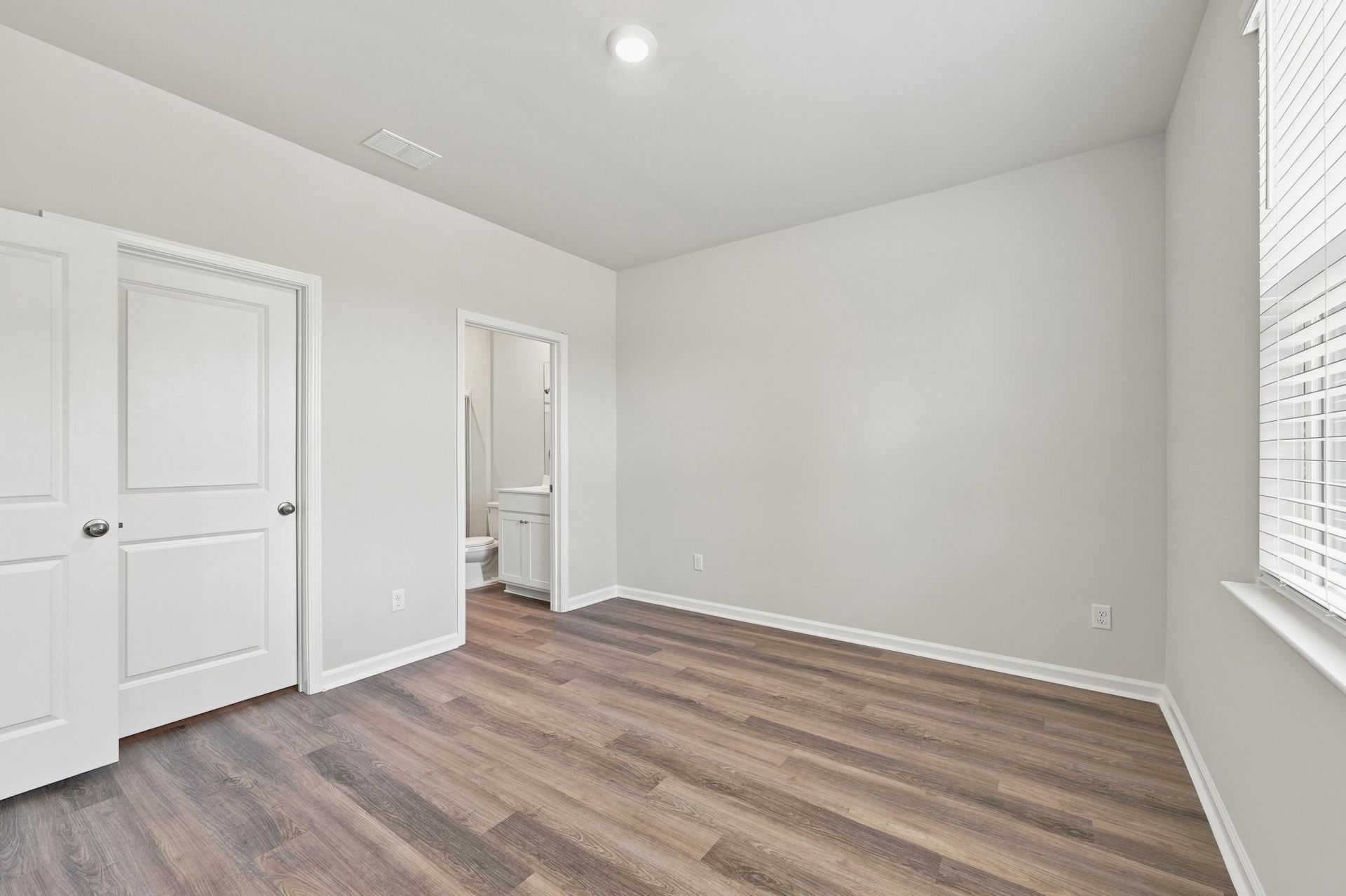 284 Long Beard Way Photo 24
