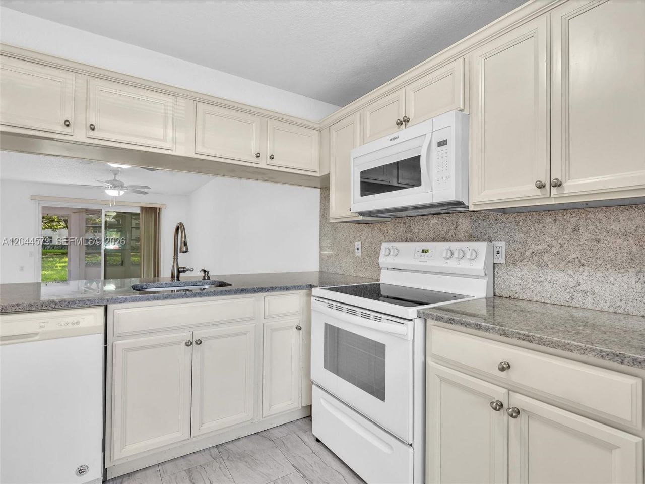 1212 SE Bahama Bnd, Unit G1, Coconut Creek, FL 33066 Photo