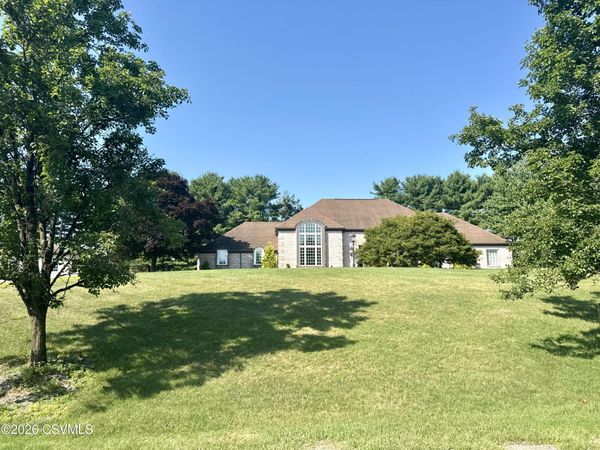 50 SWEET GUM Road, Selinsgrove, PA 17870