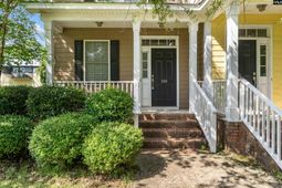 399 Wormwood Lane  photo 4