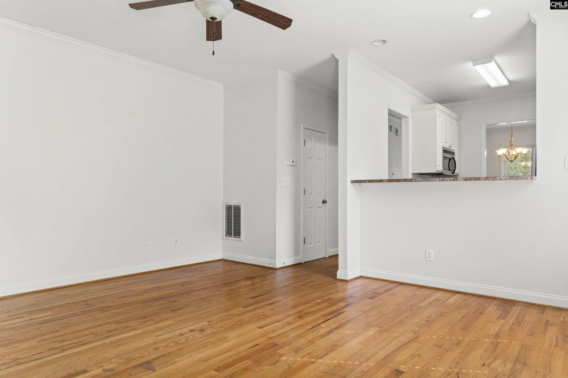 399 Wormwood Lane  Photo 6