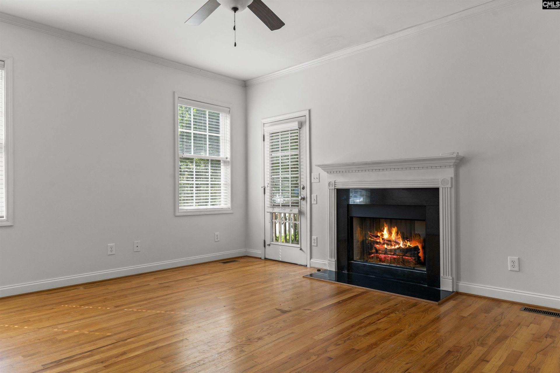399 Wormwood Lane  Photo 8