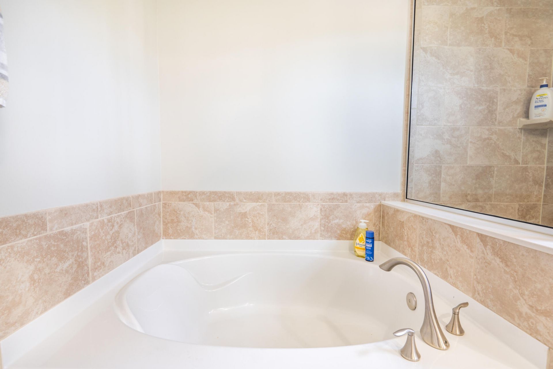 3429 Fairwater Place Photo 32