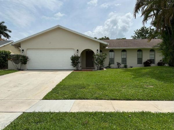 1292 Essex Drive, Wellington, FL 33414