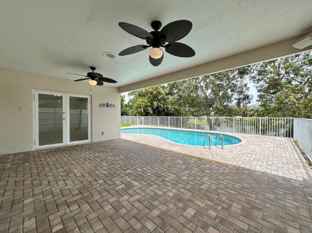 1292 Essex Drive, Wellington, FL 33414 Photo
