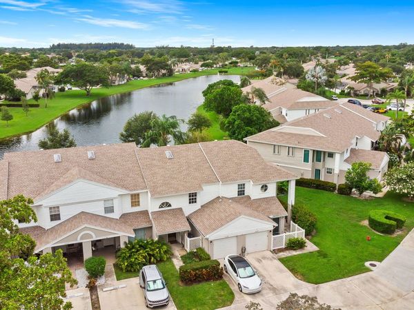 9226 Boca Gardens Parkway, Unit E, Boca Raton, FL 33496