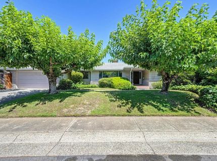6111 Fordham Way, Sacramento, CA 95831 Photo