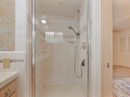 6111 Fordham Way, Sacramento, CA 95831 Photo