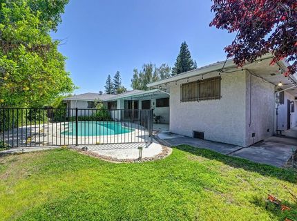 6111 Fordham Way, Sacramento, CA 95831 Photo