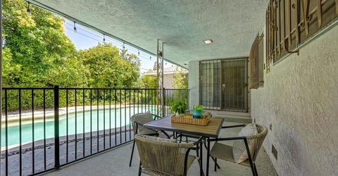 6111 Fordham Way, Sacramento, CA 95831 Photo