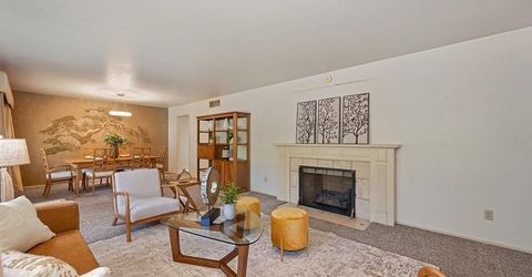 6111 Fordham Way, Sacramento, CA 95831 Photo