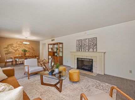 6111 Fordham Way, Sacramento, CA 95831 Photo