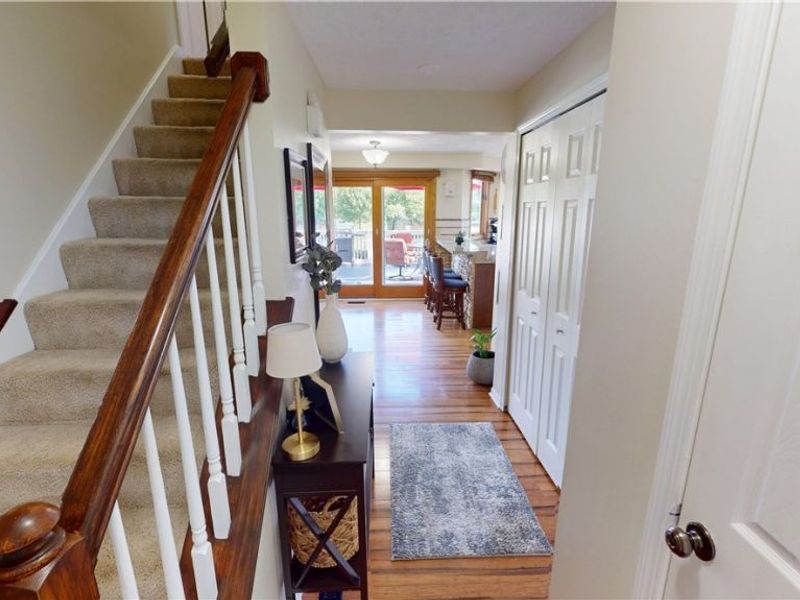971 Fieldstone Drive, Kent, OH 44240 Photo 12