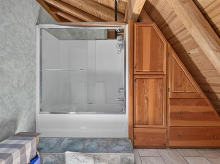 2500 Round Valley Road, Greenville, CA 95947 Photo