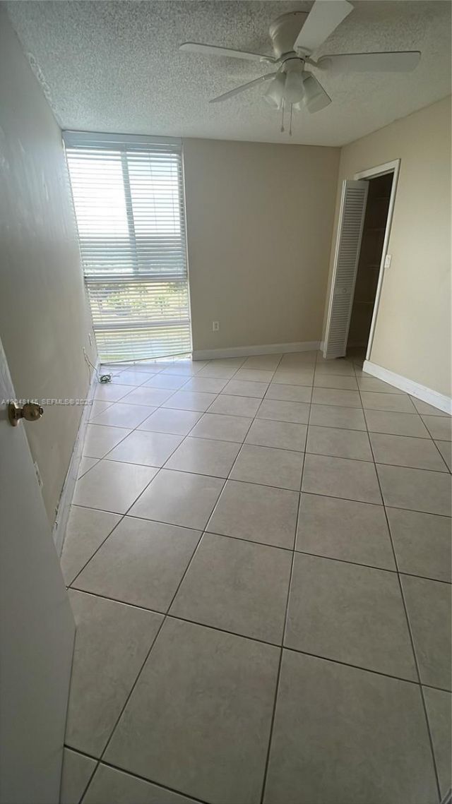 6955 NW 186th St , Unit F505, Hialeah, FL 33015 Photo