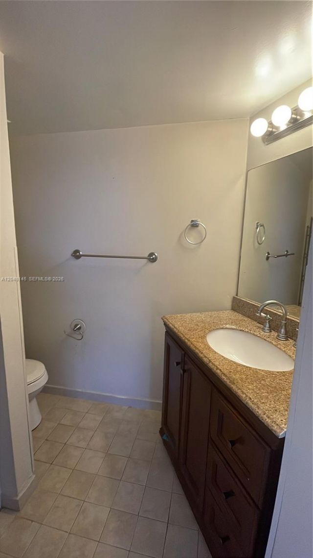 6955 NW 186th St , Unit F505, Hialeah, FL 33015 Photo