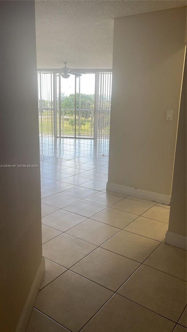 6955 NW 186th St , Unit F505, Hialeah, FL 33015 Photo