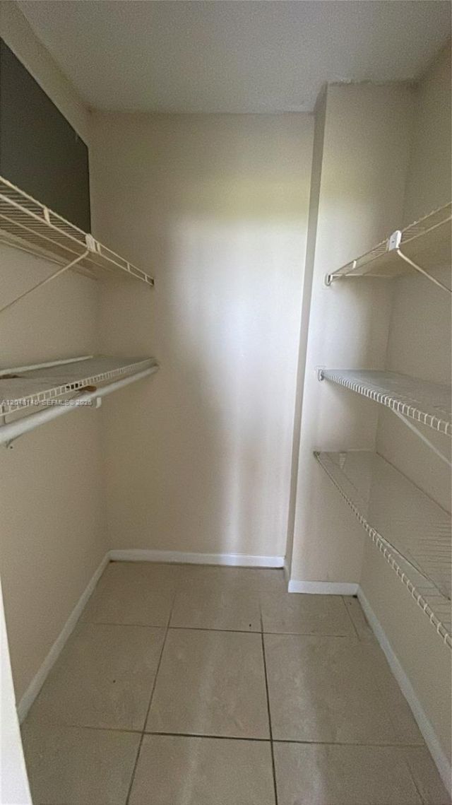 6955 NW 186th St , Unit F505, Hialeah, FL 33015 Photo