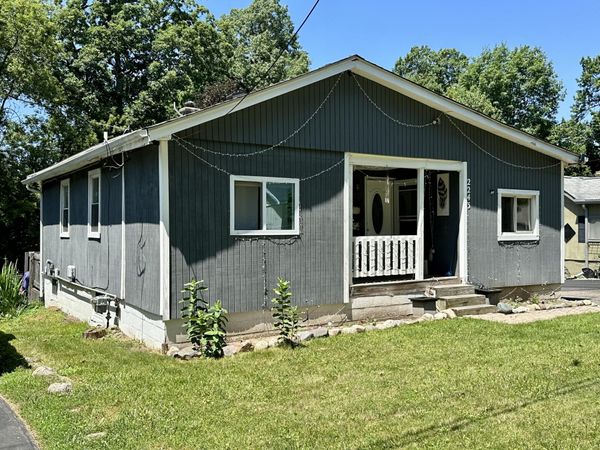 2243 Hartford Street, Waterford, MI 48327