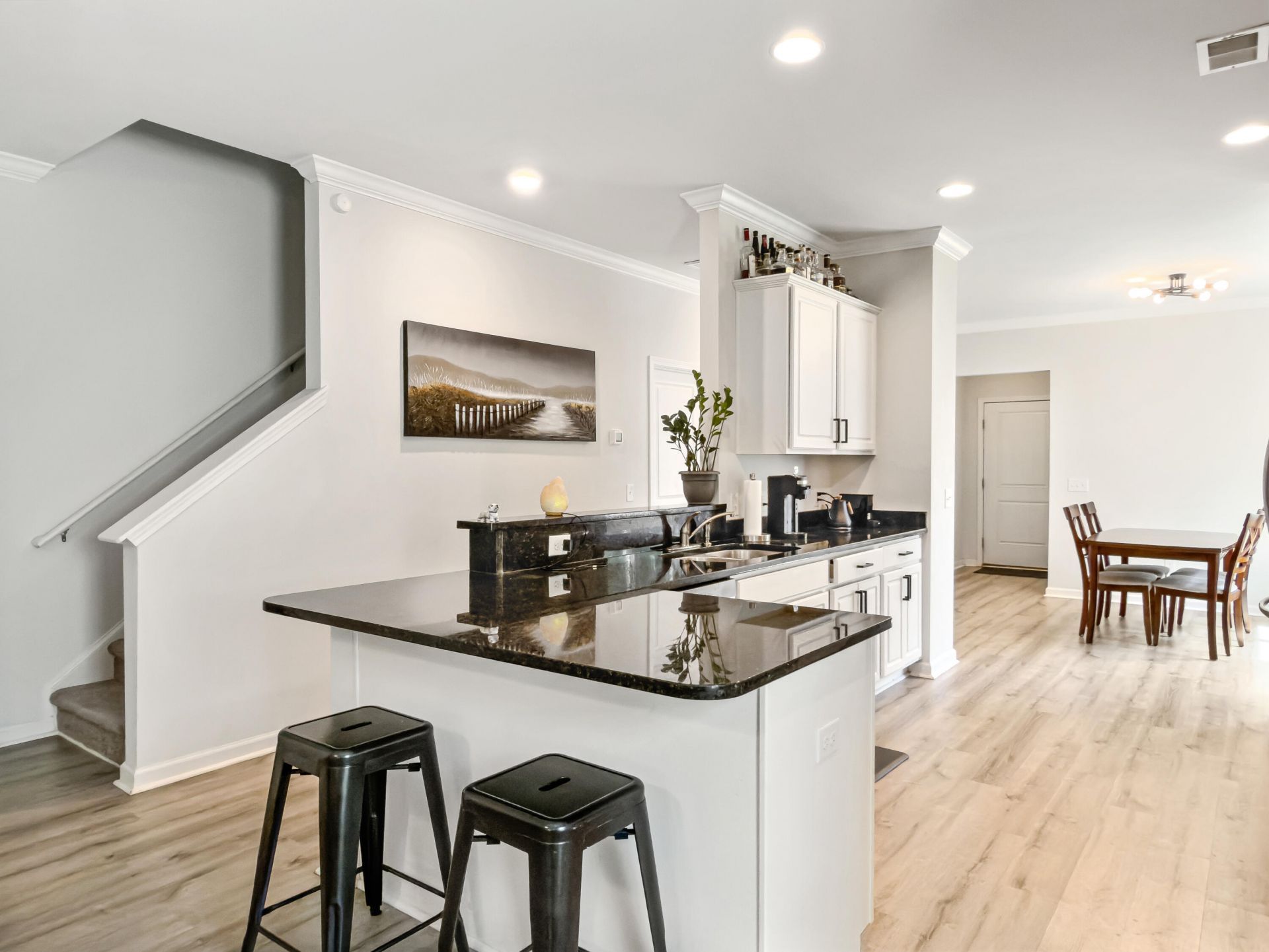 188 Hyrne Drive Photo 16