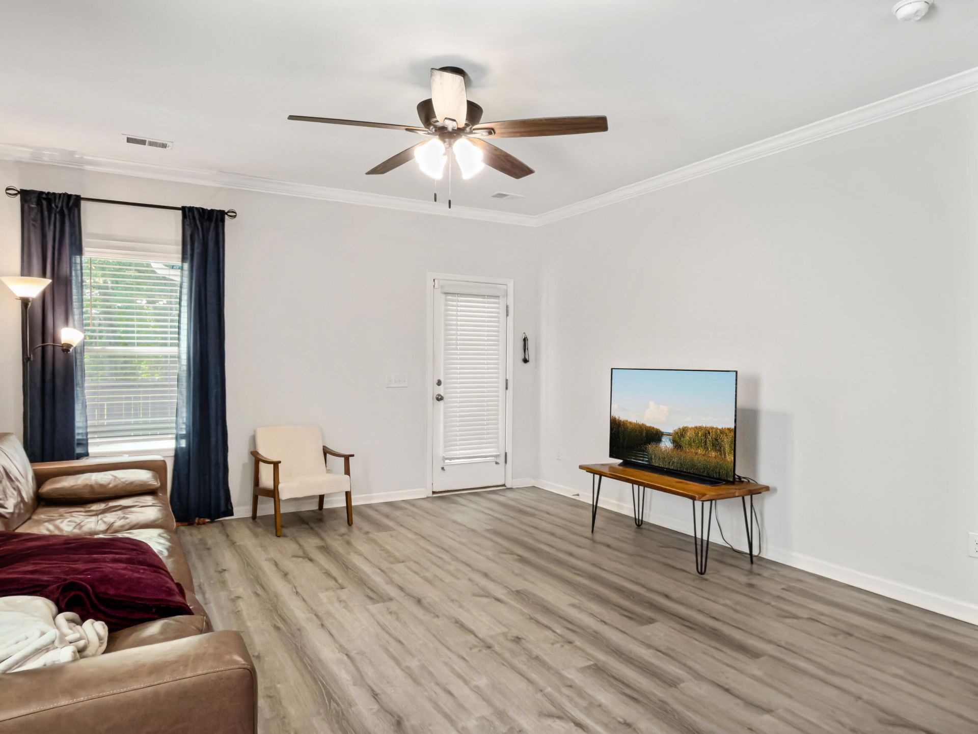 188 Hyrne Drive Photo 17