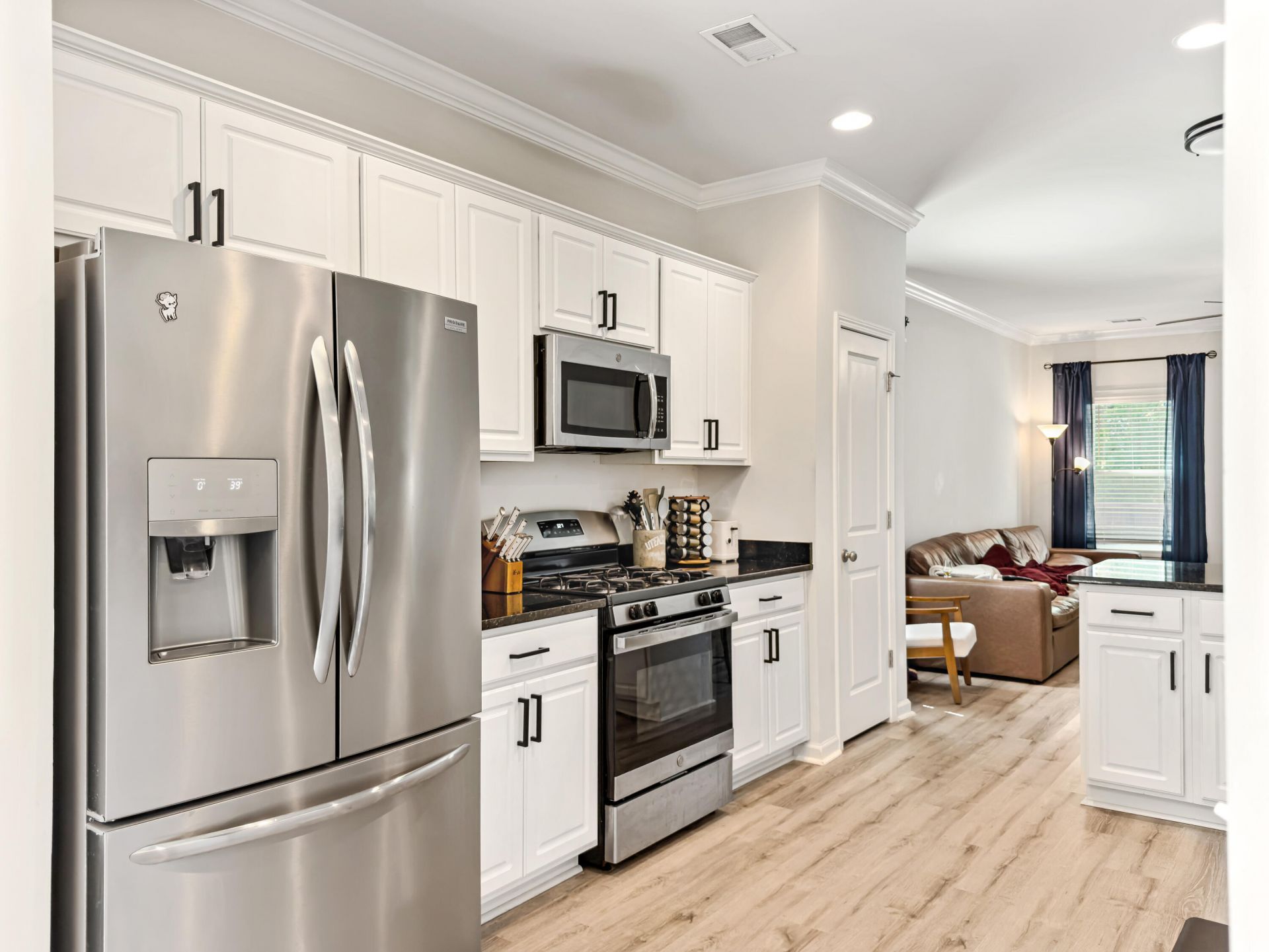 188 Hyrne Drive Photo 9