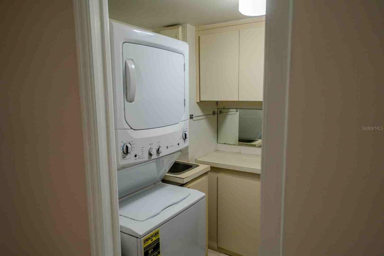 225 Country Club Drive , Unit D142, Largo, FL 33771 Photo