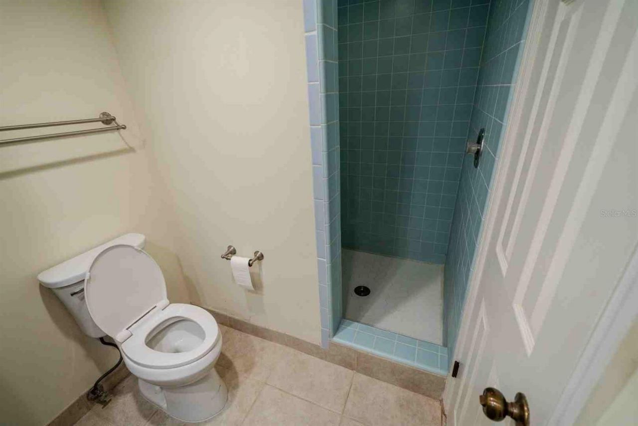 225 Country Club Drive , Unit D142, Largo, FL 33771 Photo