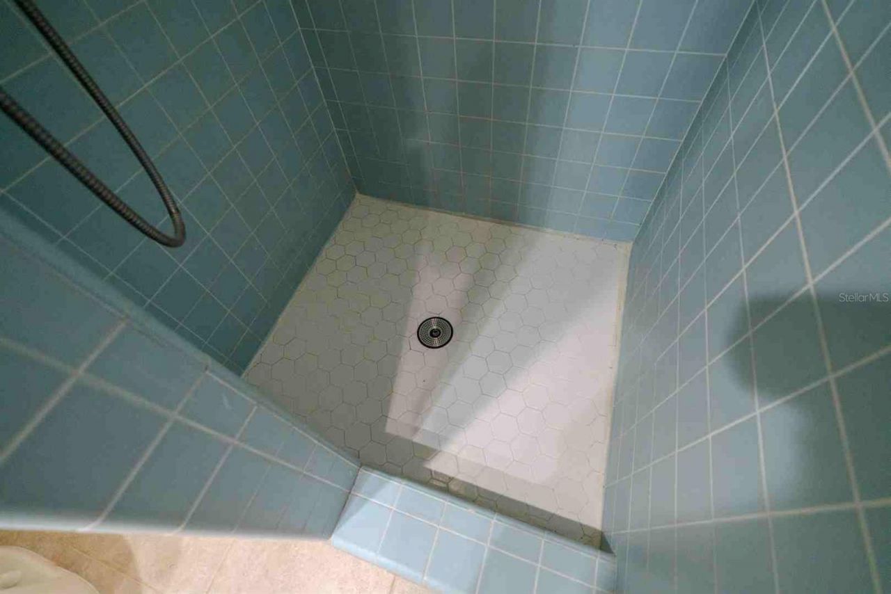 225 Country Club Drive , Unit D142, Largo, FL 33771 Photo